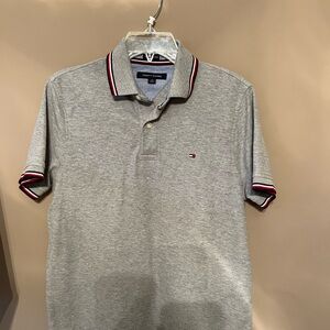 Men’s Tommy Hilfiger brand polo in very good condition, size small